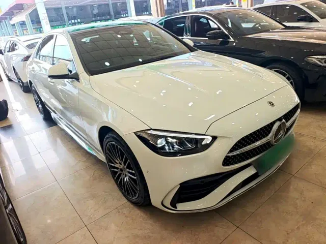 Mercedes-Benz C-Class — Фото автомобиля 3