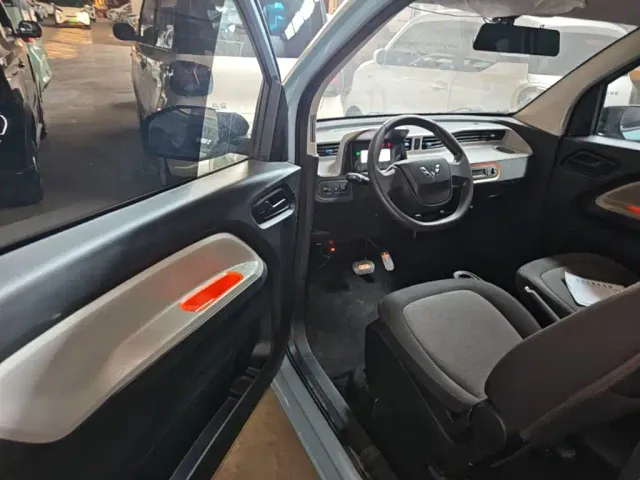 Wuling Hongguang Mini EV — Фото автомобиля 15