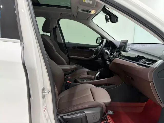 BMW X1 — Фото автомобиля 15