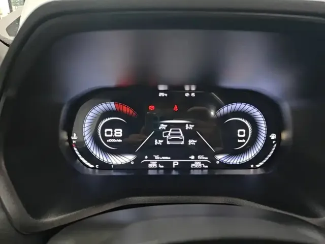 Geely Emgrand — Фото автомобиля 11