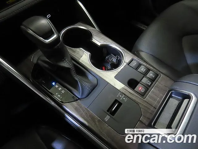 Toyota Highlander 4th Gen — Фото автомобиля 13