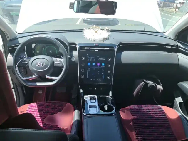 Hyundai Tucson — Фото автомобиля 9