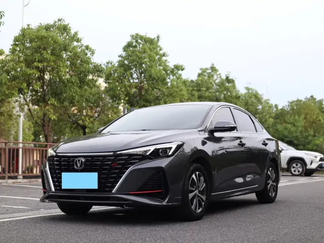 Фотография автомобиля — Changan Eado