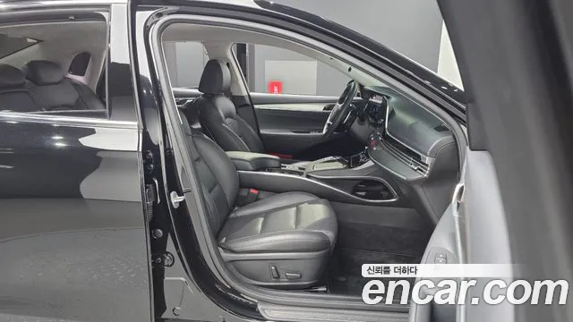 Hyundai Grandeur New — Фото автомобиля 17