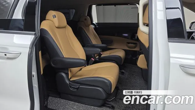Kia Canival Carnival 4 поколение Бензин 9 мест Signature — Фото автомобиля 11