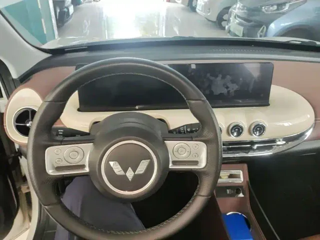 Wuling Bingo — Фото автомобиля 9