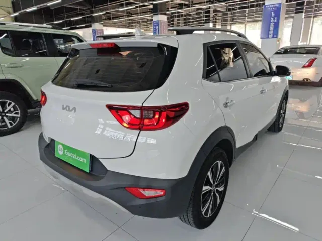 Kia KX1 — Фото автомобиля 6