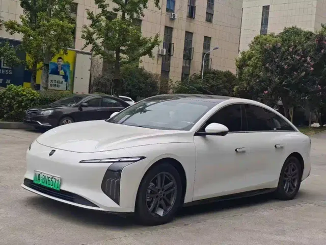 Фотография автомобиля — Forthing Xinghai S7