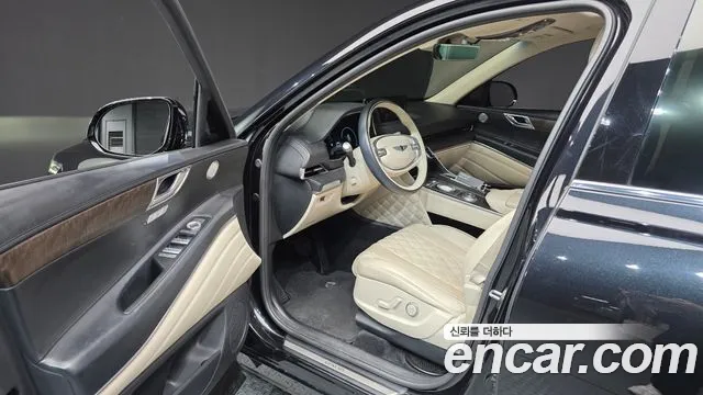 Genesis GV80 — Фото автомобиля 10