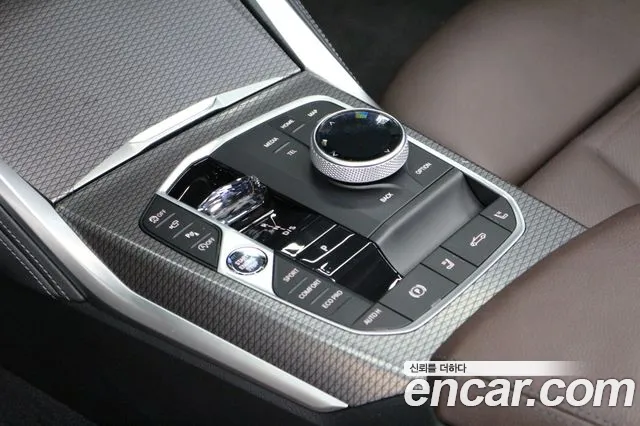 BMW 4 Series G22 — Фото автомобиля 9