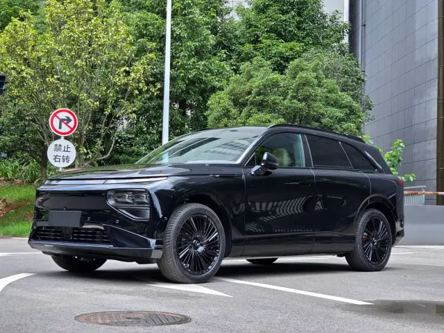 Фотография автомобиля — Xpeng G9