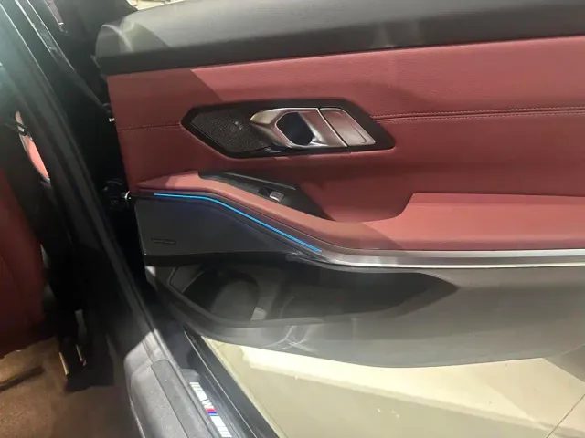 BMW 3 Series — Фото автомобиля 10