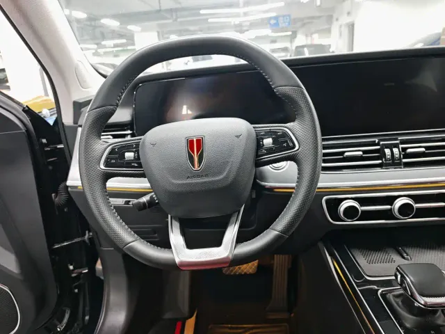 Hongqi HS5 — Фото автомобиля 15
