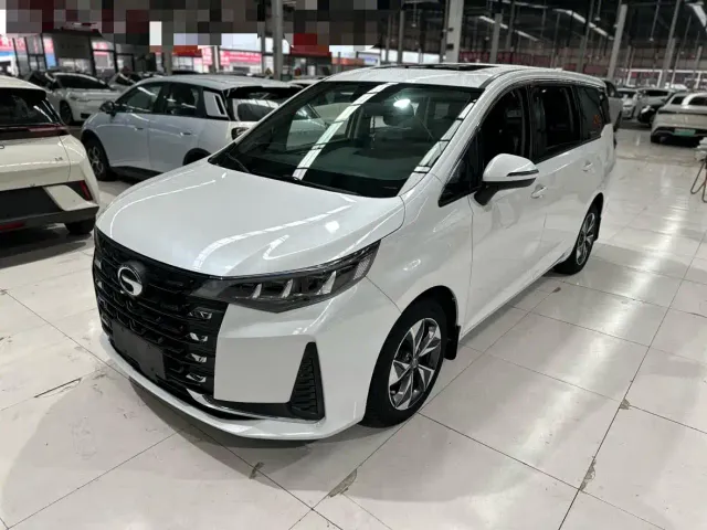 Фотография автомобиля — GAC Trumpchi M6