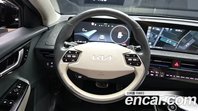 Kia EV6 — Фото автомобиля 13