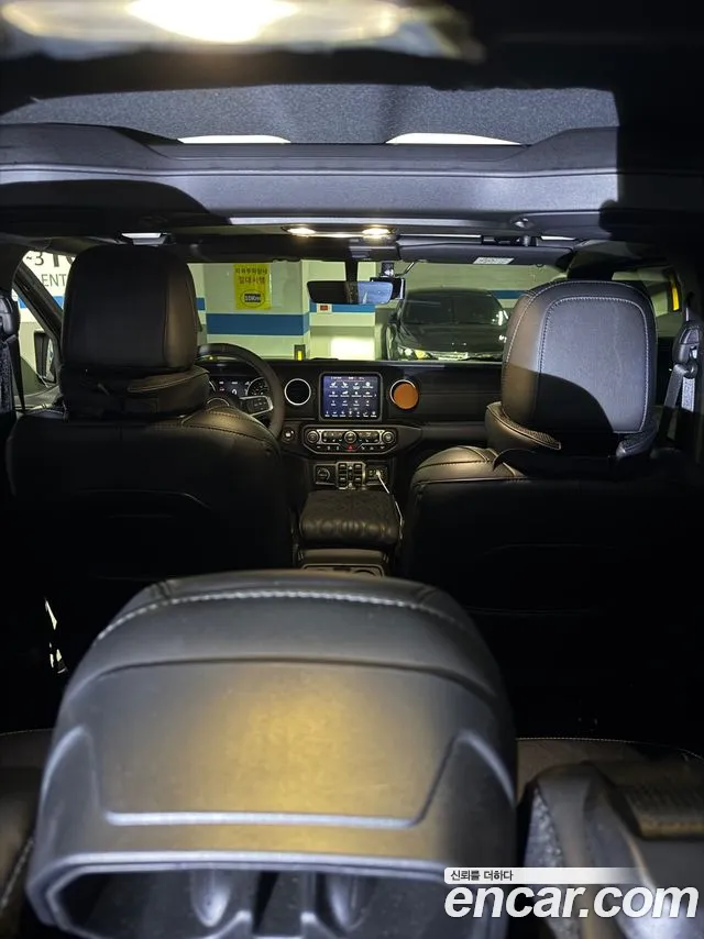 Jeep Wrangler Wrangler (JL) 2.0 Overland 4 двери — Фото автомобиля 11