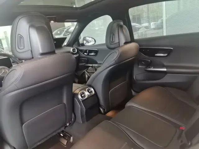 Mercedes-Benz C-Class — Фото автомобиля 22