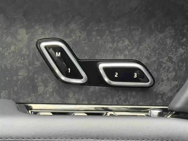 Land Rover Range Rover Sport — Фото автомобиля 15