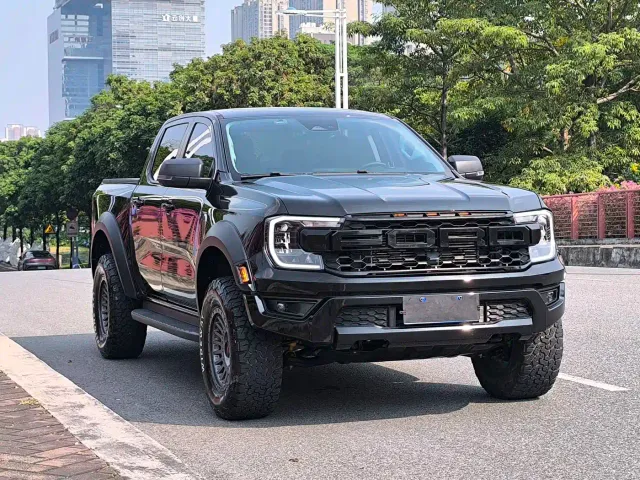 Ford Ranger — Фото автомобиля 3