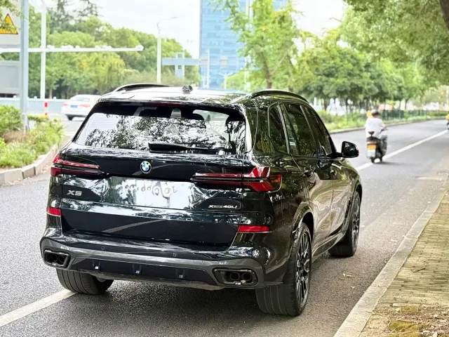 BMW X5 — Фото автомобиля 10