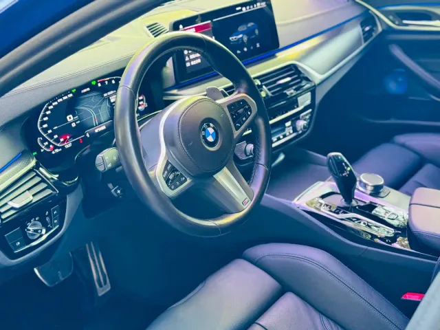 BMW 5 Series — Фото автомобиля 20