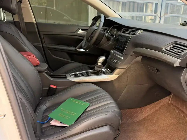Peugeot 408 — Фото автомобиля 6