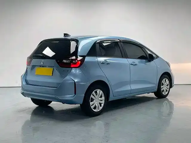 Honda Fit — Фото автомобиля 6
