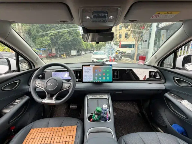 BYD Seal 05 DM-i — Фото автомобиля 13