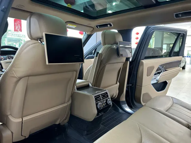 Land Rover Range Rover — Фото автомобиля 14