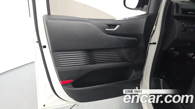 Hyundai Staria Staria Карго 3 места — Фото автомобиля 23