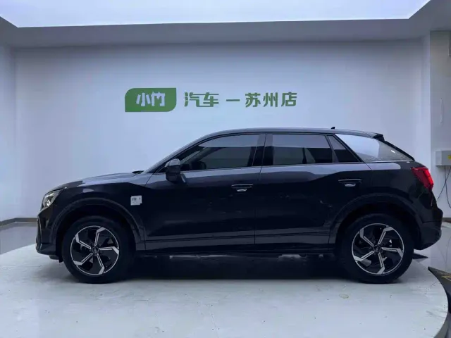 Audi Q2L e-tron — Фото автомобиля 7