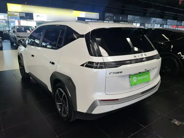 GAC Aion Y — Фото автомобиля 22