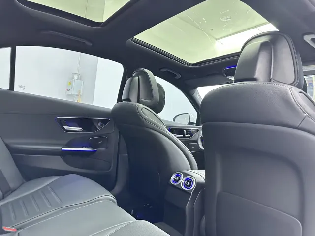Mercedes-Benz C-Class — Фото автомобиля 15