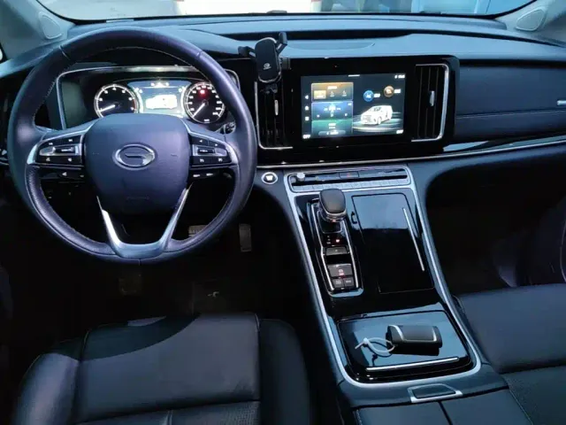 GAC Trumpchi M8 — Фото автомобиля 9