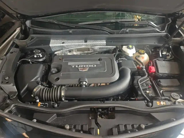 Cadillac XT4 — Фото автомобиля 15