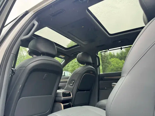 Dongfeng eπ 008 — Фото автомобиля 21