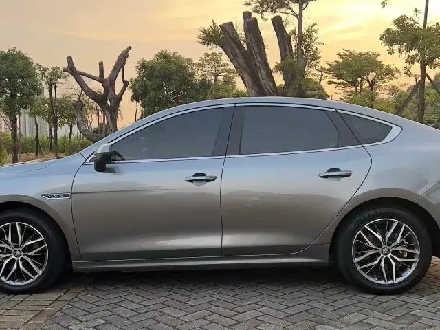 BYD Qin PLUS — Фото автомобиля 4