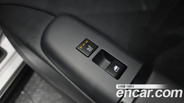 Hyundai Grandeur GN7 — Фото автомобиля 28