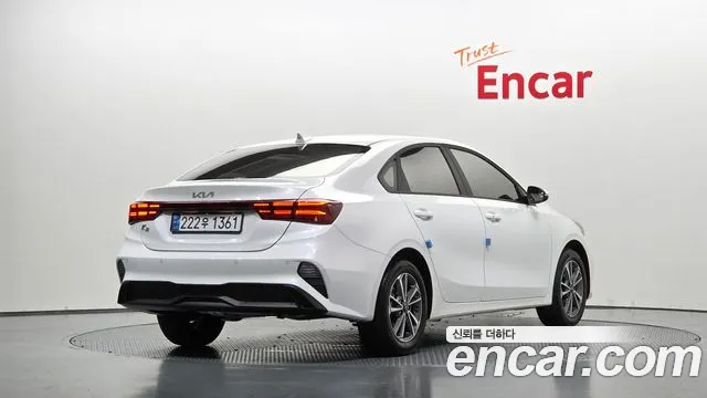 Kia K3 — Фото автомобиля 2