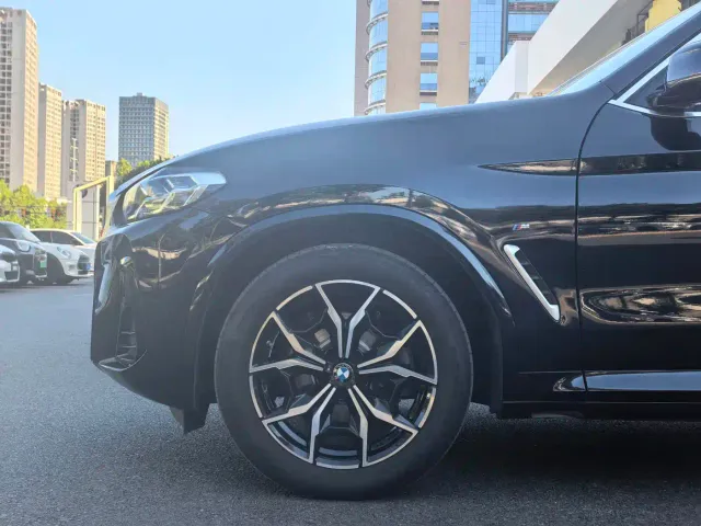 BMW X3 — Фото автомобиля 5
