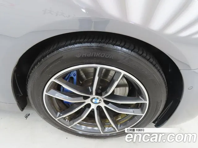 BMW 5 Series G30 — Фото автомобиля 20