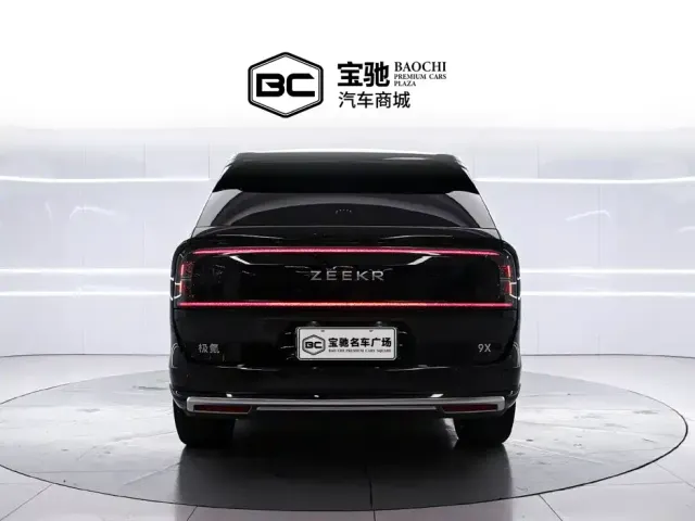 ZEEKR Zeekr 9X 2025 model Ultra Edition 70kWh — Фото автомобиля 4