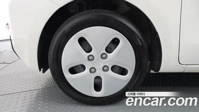 Kia RAY Новый Kia Ray Фургон — Фото автомобиля 5