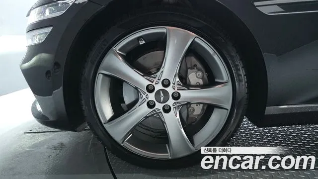 Genesis G80 Бензин 2.5 турбо AWD — Фото автомобиля 3