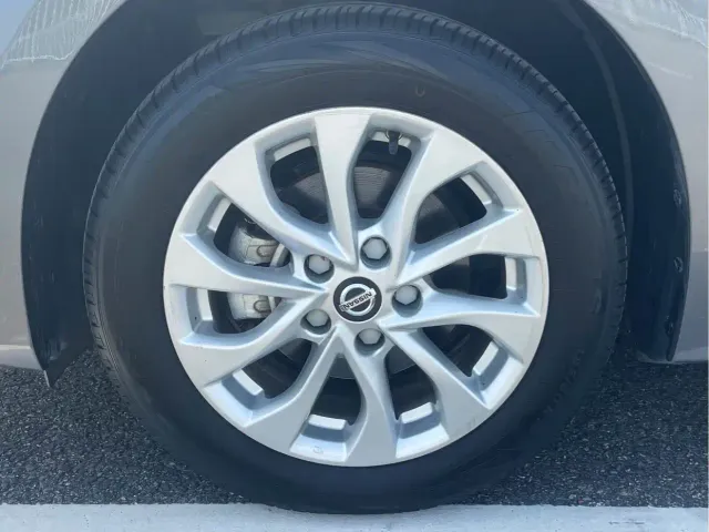 Nissan Sylphy — Фото автомобиля 10