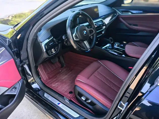 BMW 5 Series — Фото автомобиля 9