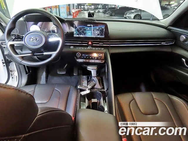 Hyundai AVANTE Новый Avante (CN7) — Фото автомобиля 10