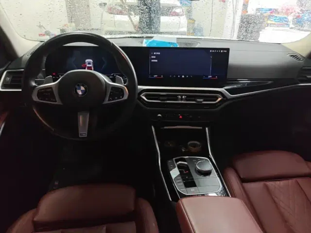 BMW 3 Series — Фото автомобиля 9