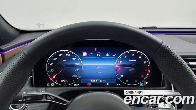 Mercedes-Benz E-Class — Фото автомобиля 8