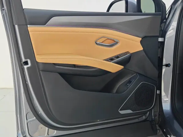 BYD Song L DM-i — Фото автомобиля 13